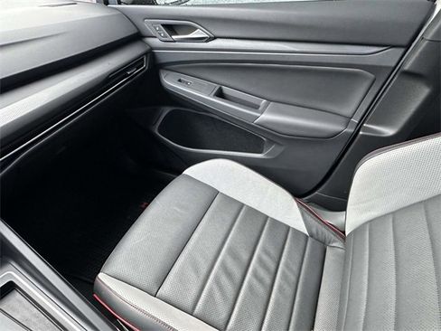 Used 2022 Volkswagen GTI Autobahn image 35