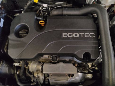 Used 2020 Chevrolet Equinox LT w/ LPO, Floor Liner Package image 30