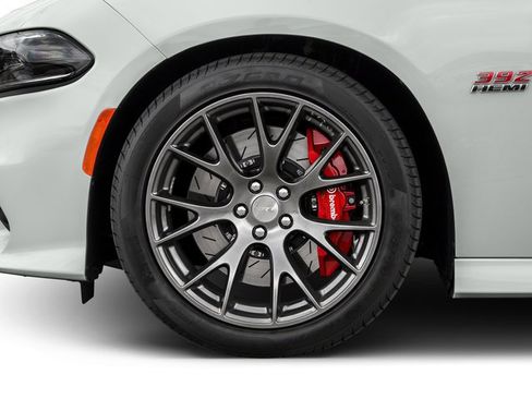 Used 2016 Dodge Charger SRT w/ Technology Group RWD image 14