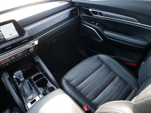 Certified 2023 Kia Telluride SX Prestige image 11