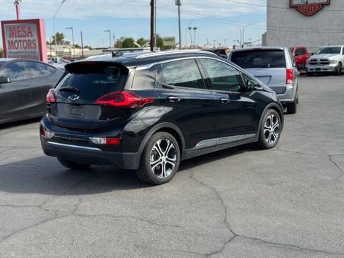 Used 2019 Chevrolet Bolt Premier w/ Infotainment Package image 5