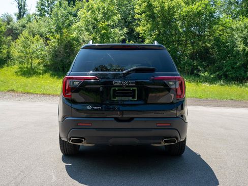 Used 2021 GMC Acadia SLE w/ Infotainment Package AWD/4WD image 4