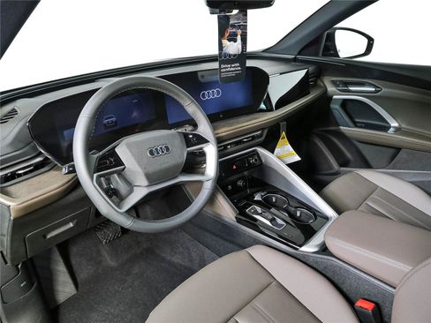 New 2026 Audi Q5 Premium AWD/4WD image 4