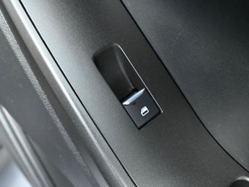 Used 2023 Ford Explorer 4WD image 47