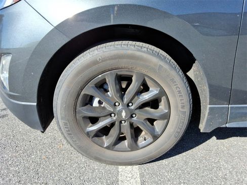 Certified 2021 Chevrolet Equinox LT image 9