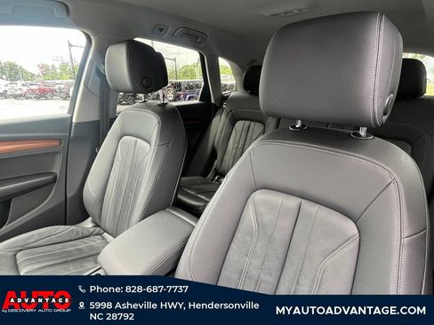 Used 2022 Audi Q5 2.0T Premium AWD/4WD image 8