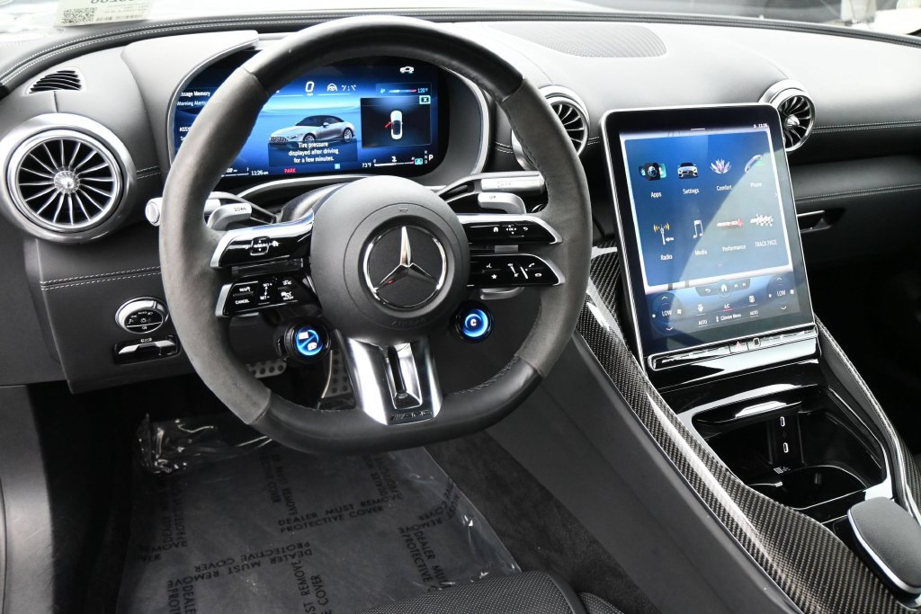 Used 2022 Mercedes-Benz SL 63 AMG 4MATIC image 6