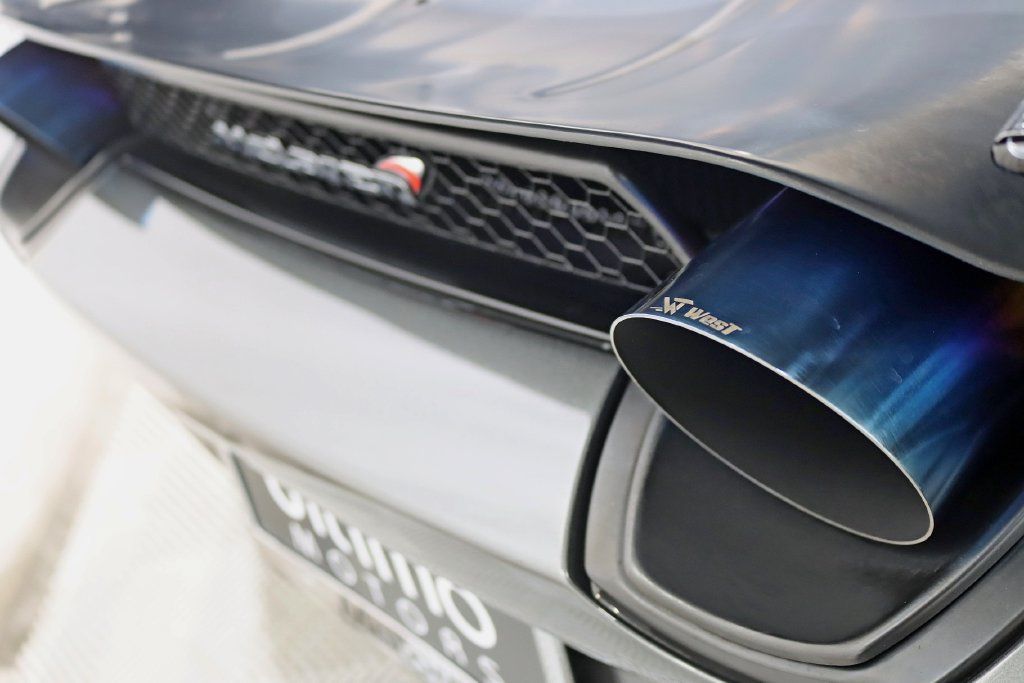 Used 2018 McLaren 720S RWD image 23