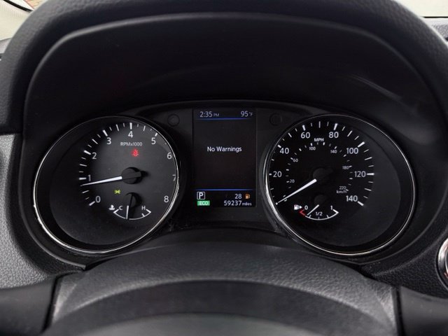 Used 2020 Nissan Rogue SL FWD image 25