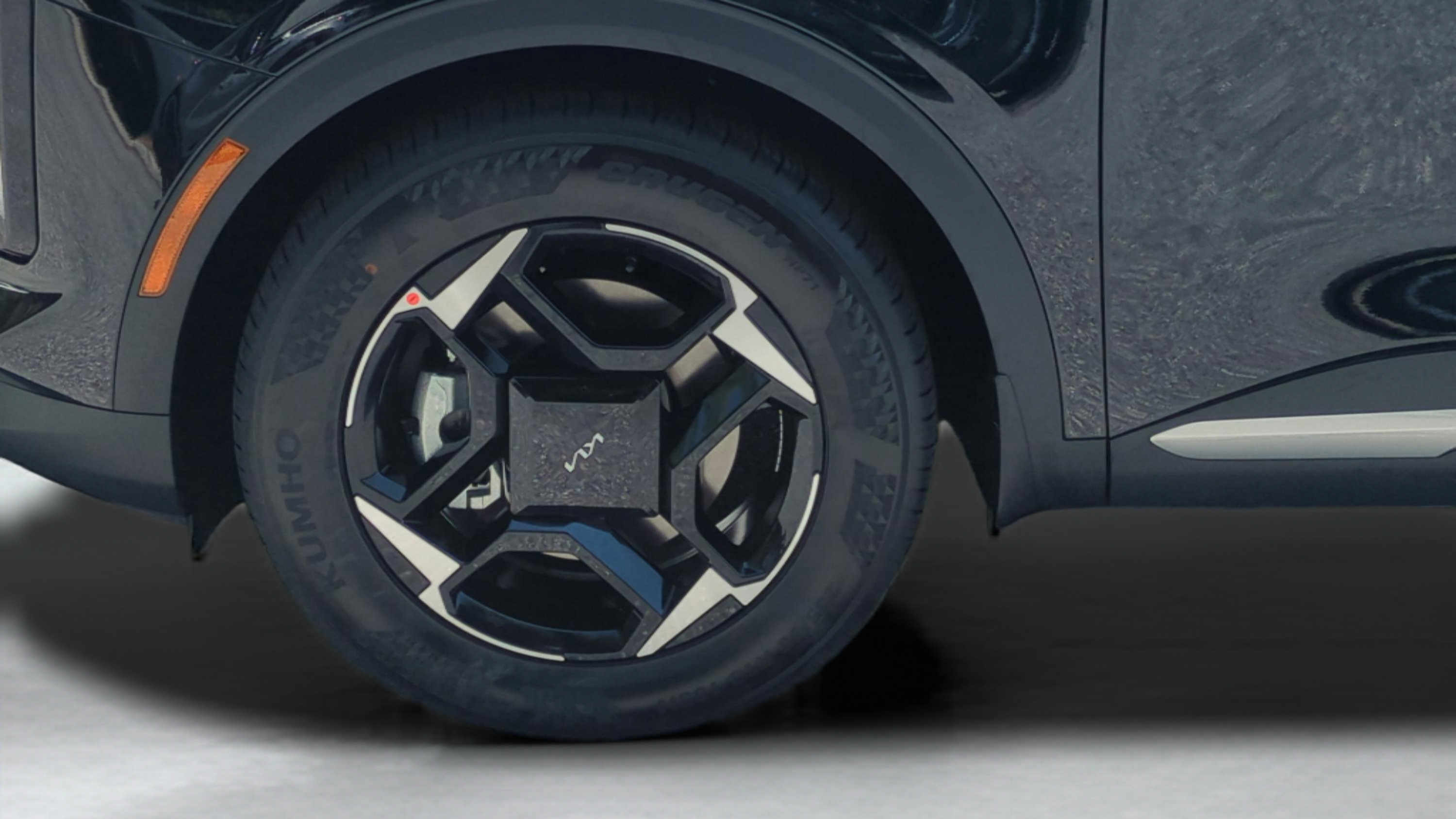 New 2026 Kia Sportage EX FWD image 24