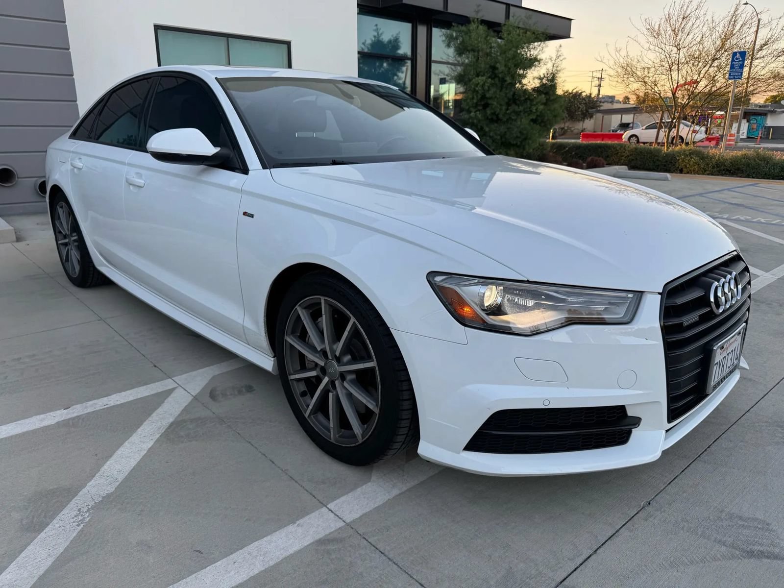 Used 2017 Audi A6 2.0T Premium Plus w/ Premium Plus Package AWD/4WD image 3