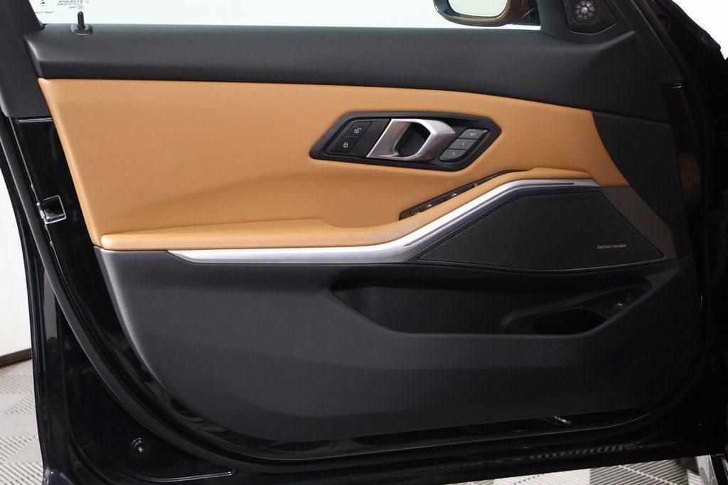 Used 2024 BMW M340i w/ Premium Package RWD image 12