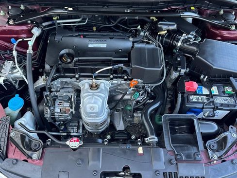 Used 2016 Honda Accord Sport image 33