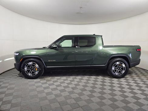 Used 2022 Rivian R1T Adventure image 2