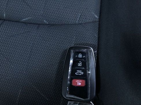 Certified 2020 Toyota RAV4 XLE image 32