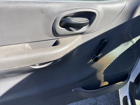 Used 2002 Ford F150 XL image 14