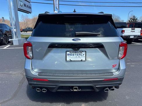 Used 2022 Ford Explorer ST w/ ST Street Pack AWD/4WD image 4