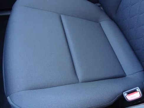 Used 2025 Toyota Corolla LE image 15