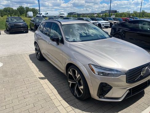 Used 2026 Volvo XC60 B5 Ultra w/ Protection Package AWD/4WD image 3