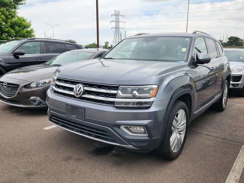 Used 2018 Volkswagen Atlas SEL Premium AWD/4WD image 3