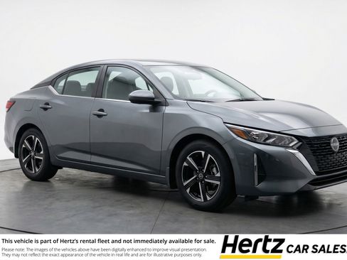 Used 2025 Nissan Sentra SV image 1