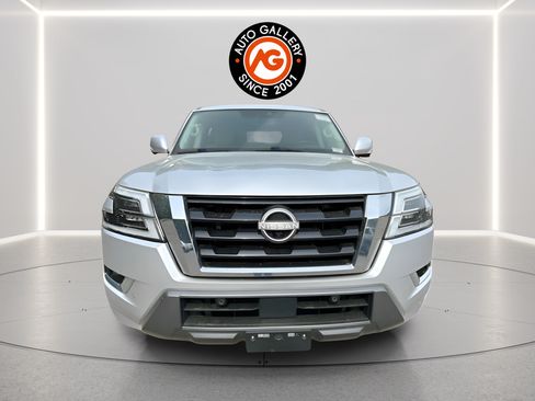 Used 2021 Nissan Armada SL w/ Captain's Chairs Package RWD image 8
