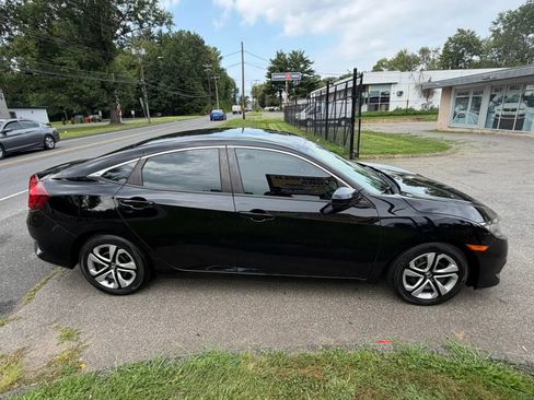 Used 2018 Honda Civic LX image 6
