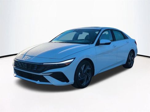 New 2026 Hyundai Elantra Limited image 9