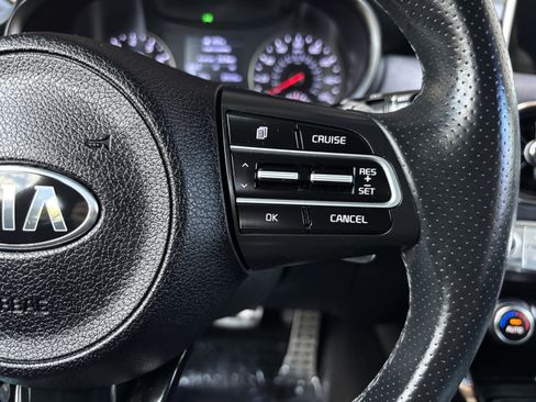 Used 2021 Kia Stinger GT-Line image 16