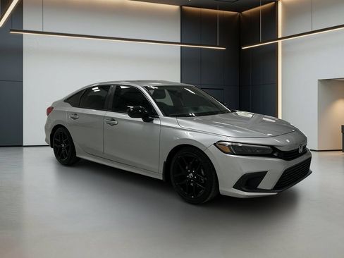 Used 2024 Honda Civic Sport image 8