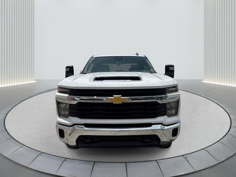 Certified 2024 Chevrolet Silverado 2500 LT image 2