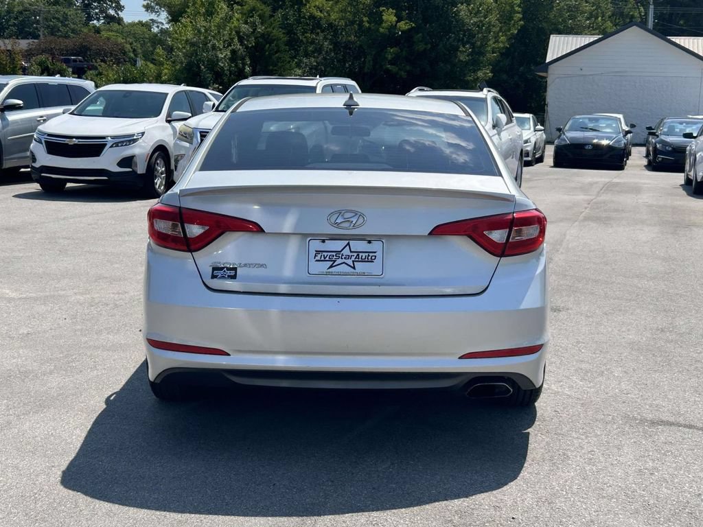 Used 2017 Hyundai Sonata SE FWD image 6
