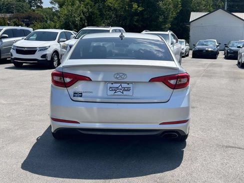 Used 2017 Hyundai Sonata SE FWD image 6