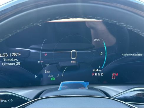 New 2026 Cadillac Vistiq Luxury AWD/4WD image 34