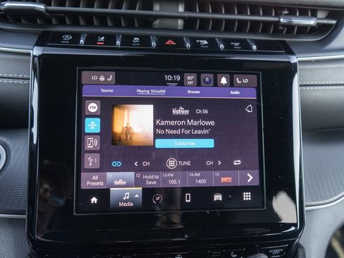 Used 2023 Jeep Grand Cherokee Altitude AWD/4WD image 17