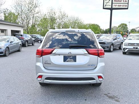 Used 2018 Mitsubishi Outlander SEL AWD/4WD image 10