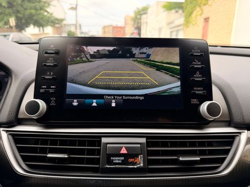 Used 2022 Honda Accord Sport image 31