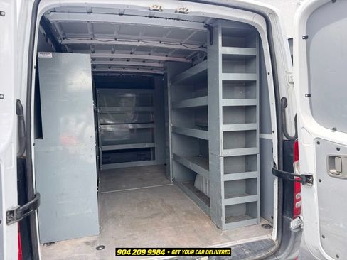 Used 2015 Mercedes-Benz Sprinter 2500 image 23