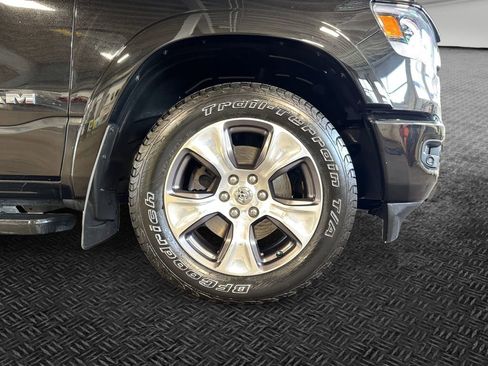 Used 2021 RAM 1500 Laramie w/ Sport Appearance Package AWD/4WD image 11