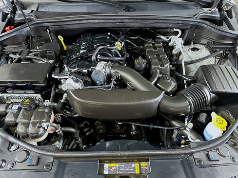 Used 2023 Dodge Durango GT image 31