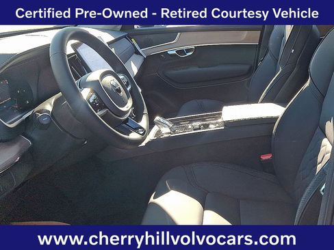 Certified 2025 Volvo XC90 B6 Plus image 15