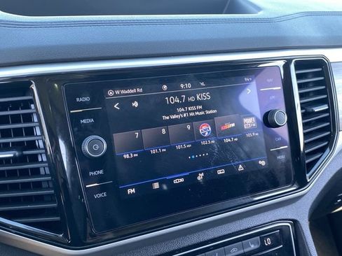 Used 2021 Volkswagen Atlas SEL FWD image 28