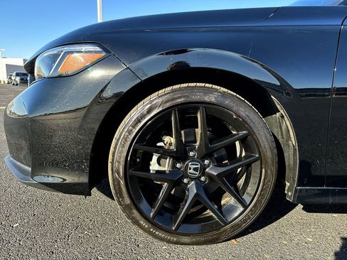 Used 2025 Honda Civic Sport Touring image 10
