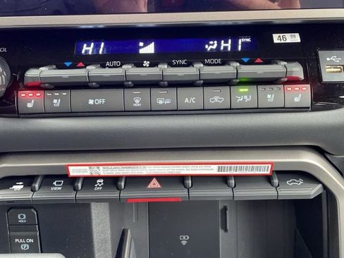 New 2026 Toyota Tundra Platinum image 10