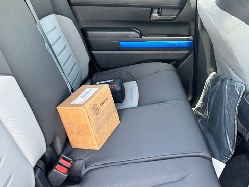 New 2025 Toyota Tacoma TRD Off-Road image 12