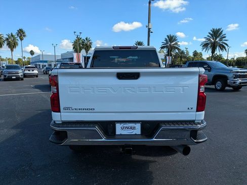 Used 2024 Chevrolet Silverado 2500 LT image 5