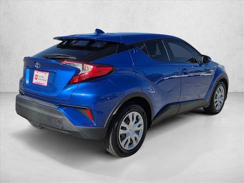 Certified 2019 Toyota C-HR LE image 5