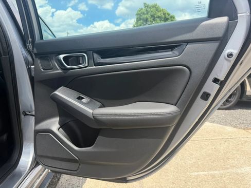 Used 2022 Honda Civic Sport Touring image 16