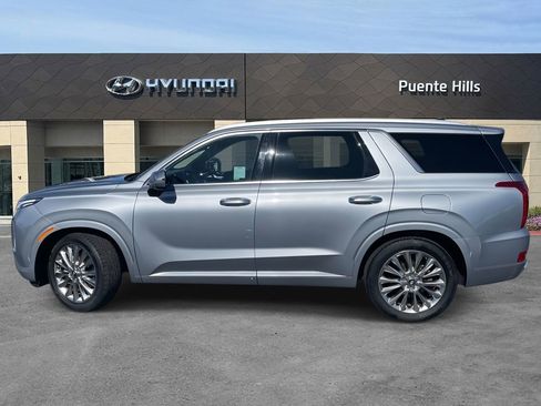Used 2020 Hyundai Palisade Limited FWD image 3