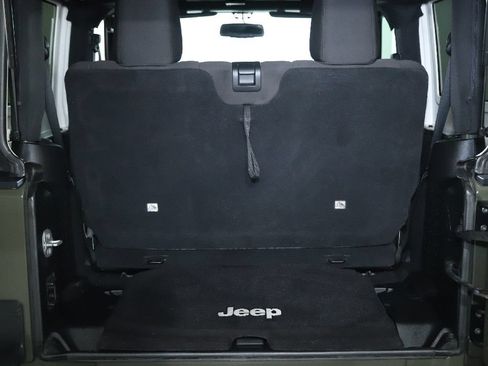 Used 2015 Jeep Wrangler Sport w/ Quick Order Package 24S AWD/4WD image 15